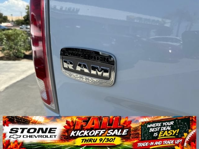 2017 RAM 1500 Longhorn Crew Cab 4x4 5'7" Box