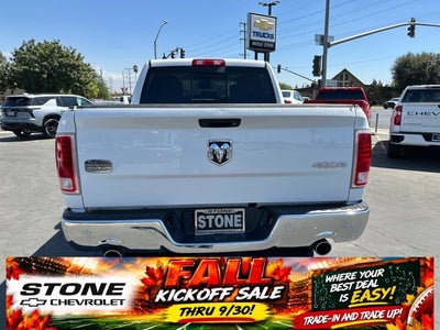 2017 RAM 1500 Longhorn Crew Cab 4x4 5'7" Box