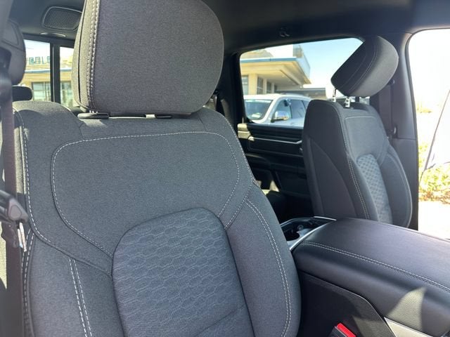 2025 RAM 1500 Big Horn Crew Cab 4x4 5'7" Box