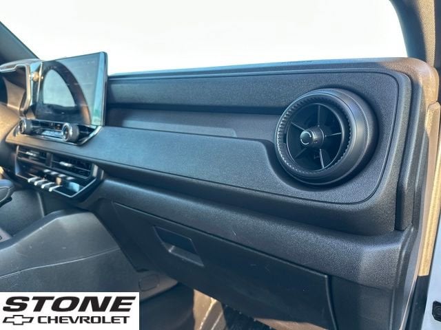 2023 Chevrolet Colorado WT