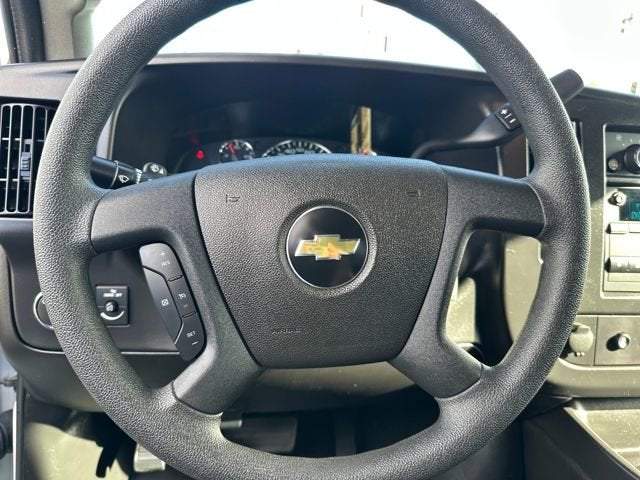 2024 Chevrolet Express Cargo 2500 WT