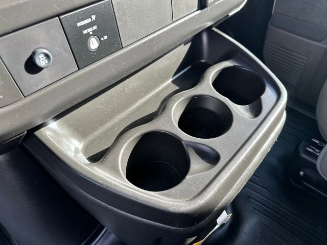 2024 Chevrolet Express Cargo 2500 WT