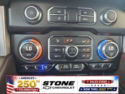 2024 GMC Yukon XL SLT