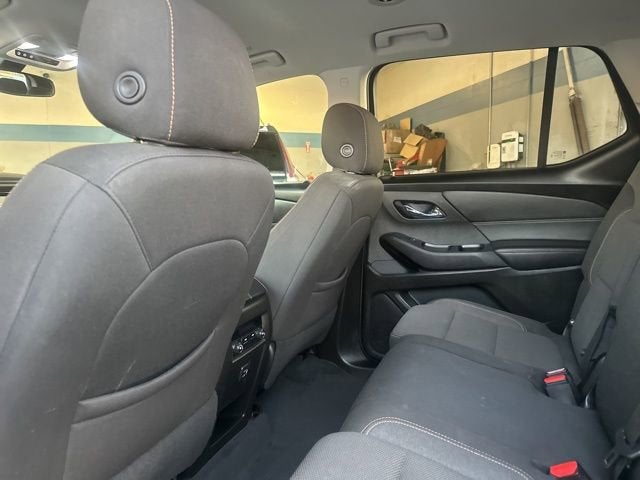 2021 Chevrolet Traverse LS