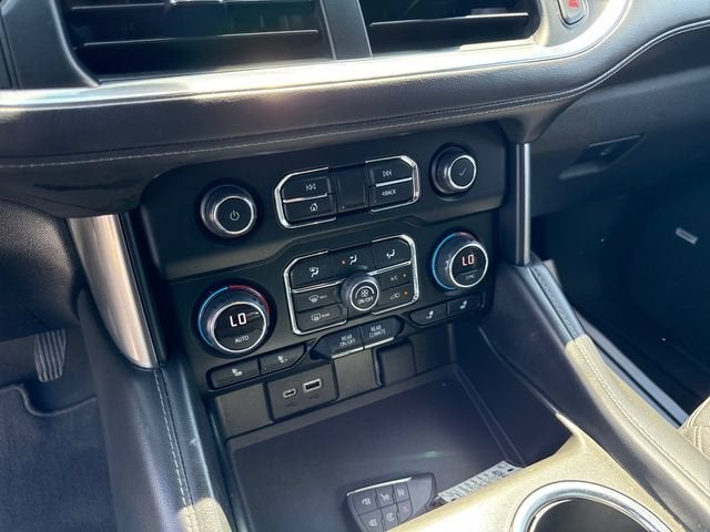 2022 Chevrolet Suburban LT