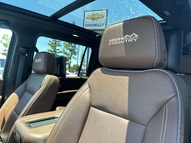 2023 Chevrolet Suburban High Country
