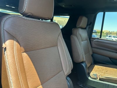2023 Chevrolet Suburban High Country