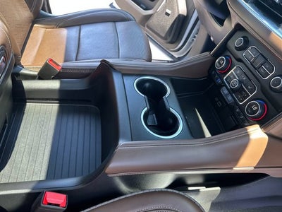 2023 Chevrolet Suburban High Country