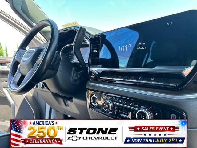 2024 GMC Sierra 1500 SLT