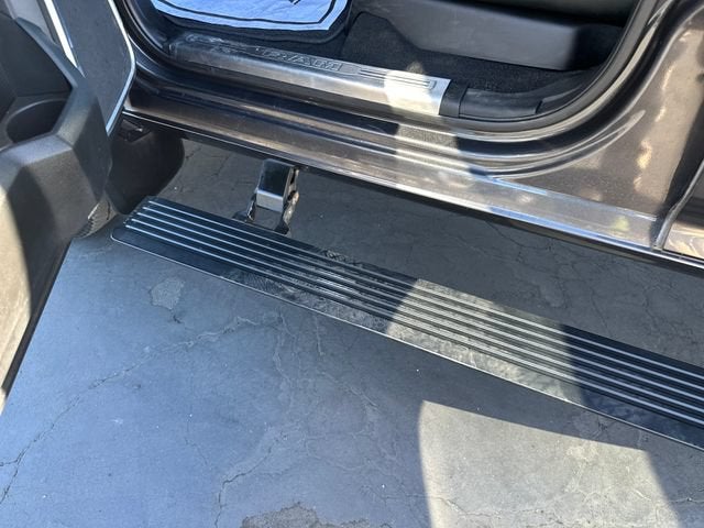 2019 RAM 2500 Laramie Crew Cab 4x4 6'4" Box
