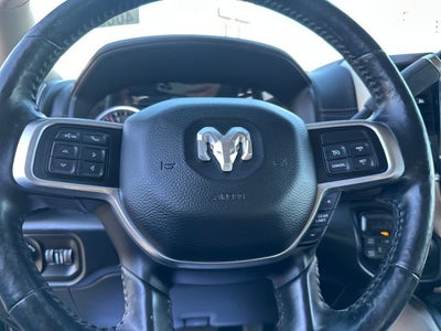 2019 RAM 2500 Laramie Crew Cab 4x4 6'4" Box