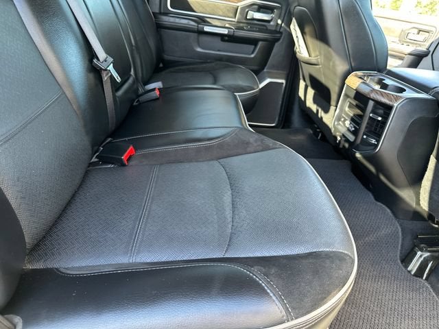 2019 RAM 2500 Laramie Crew Cab 4x4 6'4" Box