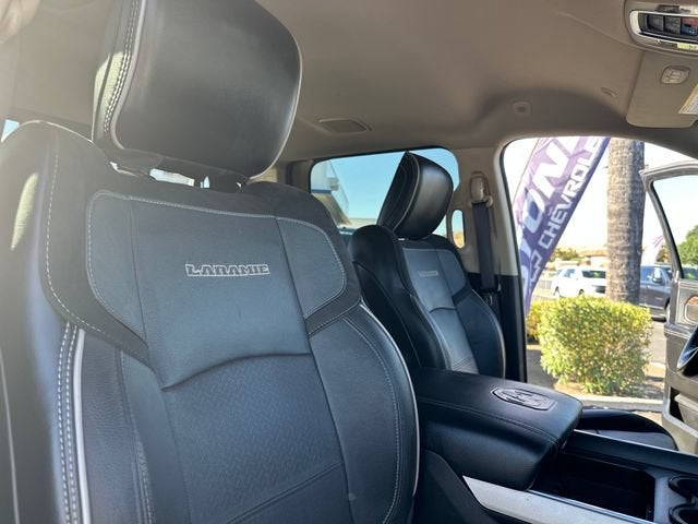 2019 RAM 2500 Laramie Crew Cab 4x4 6'4" Box