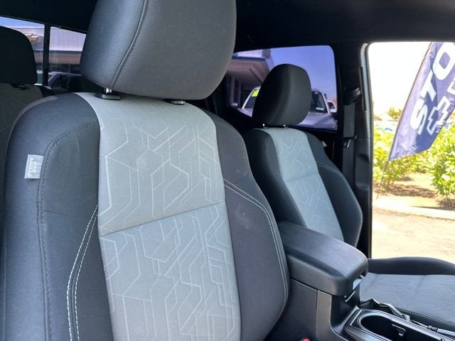 2021 Toyota Tacoma 2WD SR5