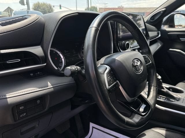 2023 Toyota Highlander XSE