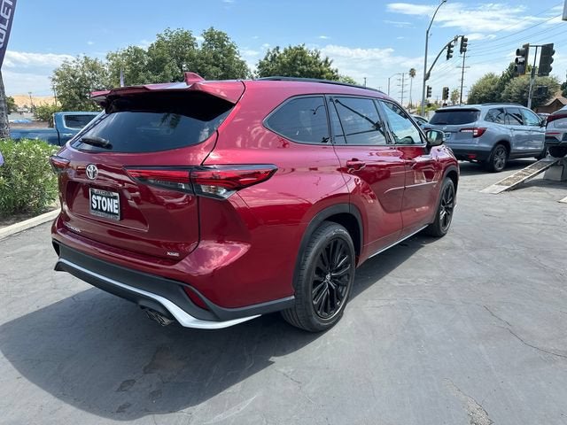 2023 Toyota Highlander XSE