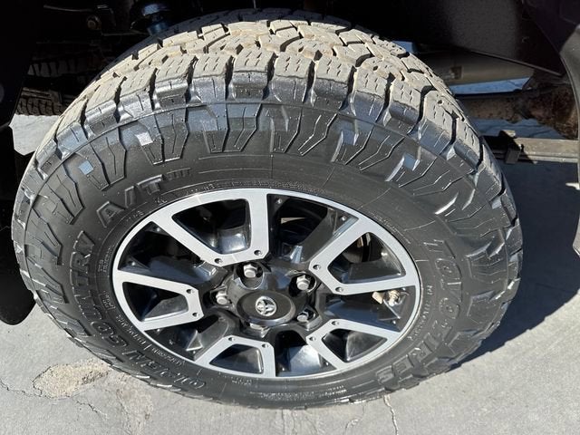 2017 Toyota Tundra 4WD SR5