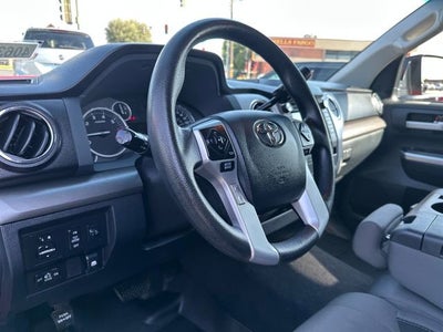 2017 Toyota Tundra 4WD SR5