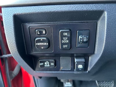 2017 Toyota Tundra 4WD SR5