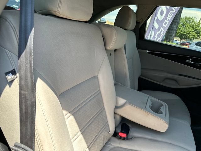 2017 Kia Sorento 2.4L LX