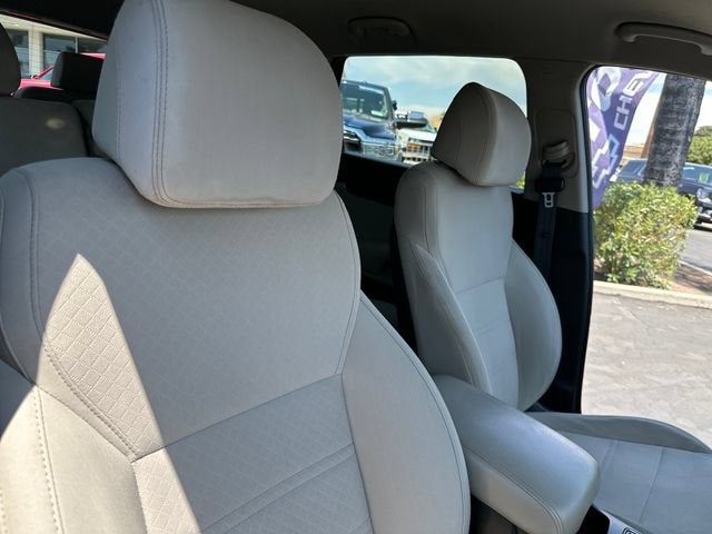 2017 Kia Sorento 2.4L LX