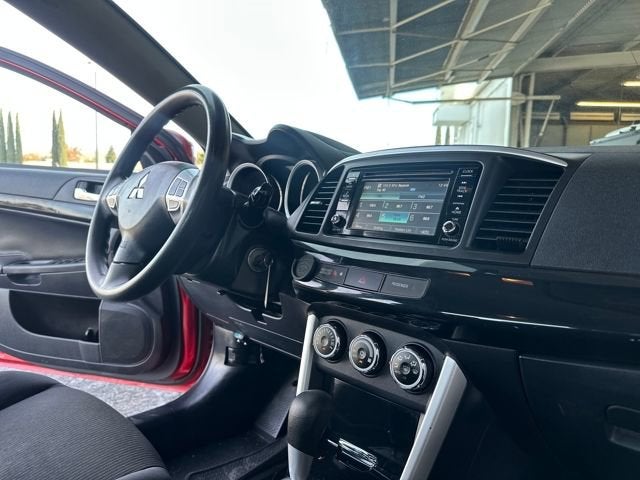 2017 Mitsubishi Lancer ES