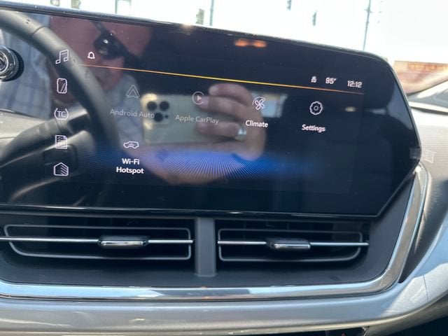 2026 Chevrolet Trax LT - Photo 17